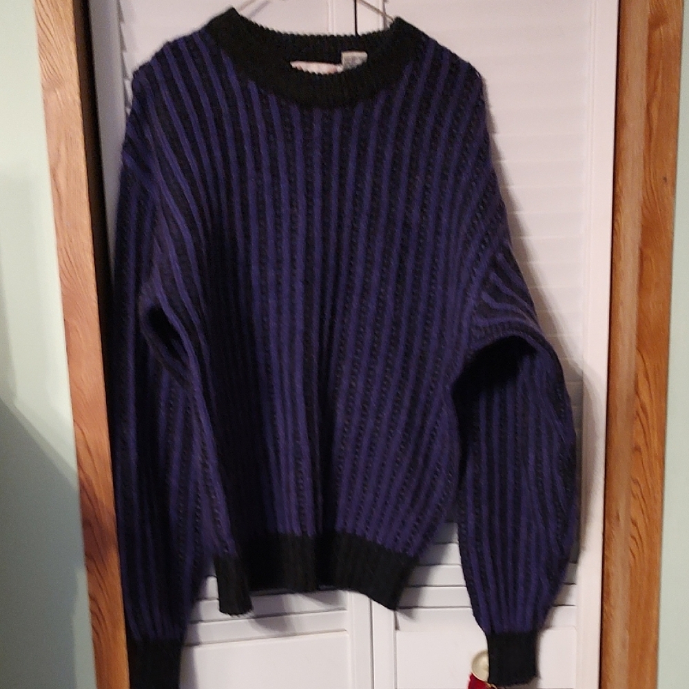 Gabrielle Crewneck Sweater with Ribbed Pattern